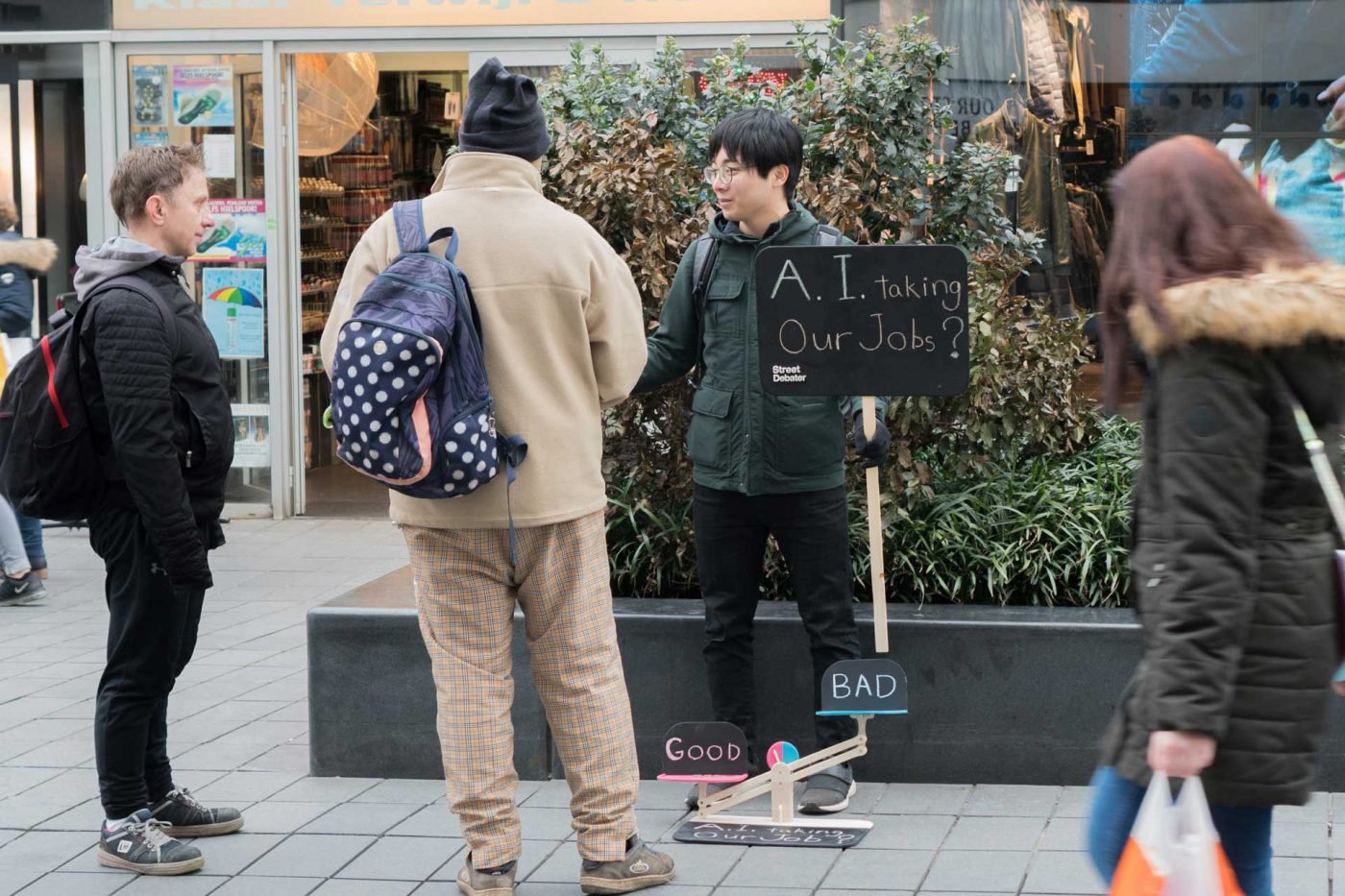 Street Debater