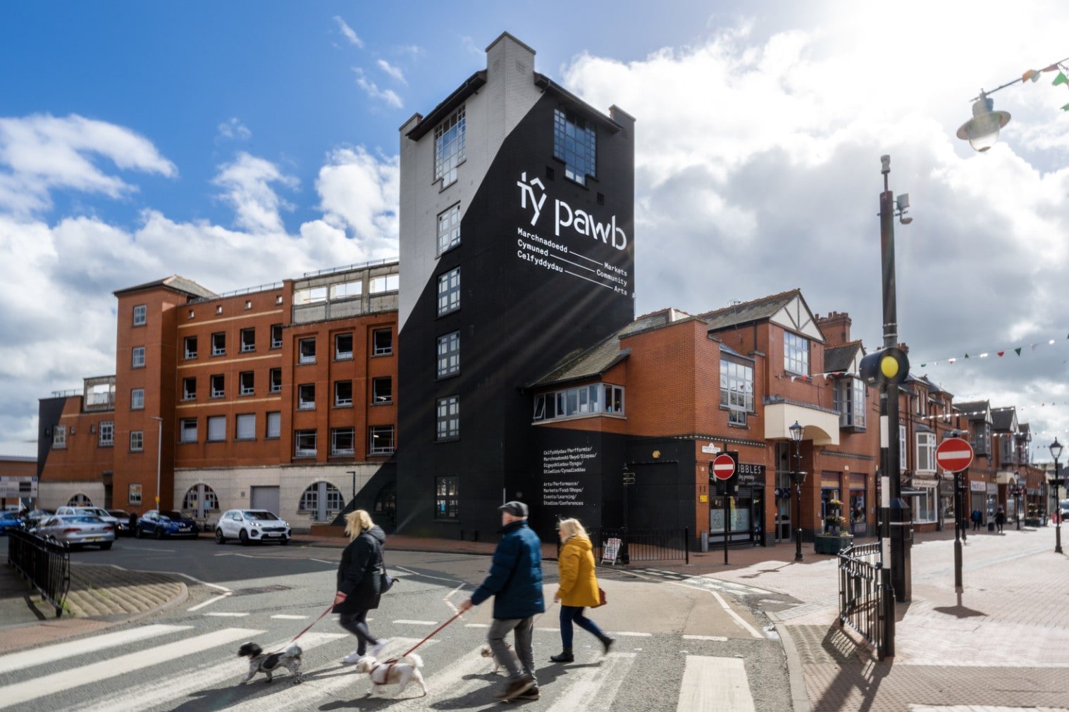 Tŷ Pawb